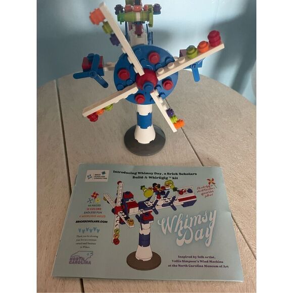 Brick Scholars - Build a Whirligig - Picture 3 of 6